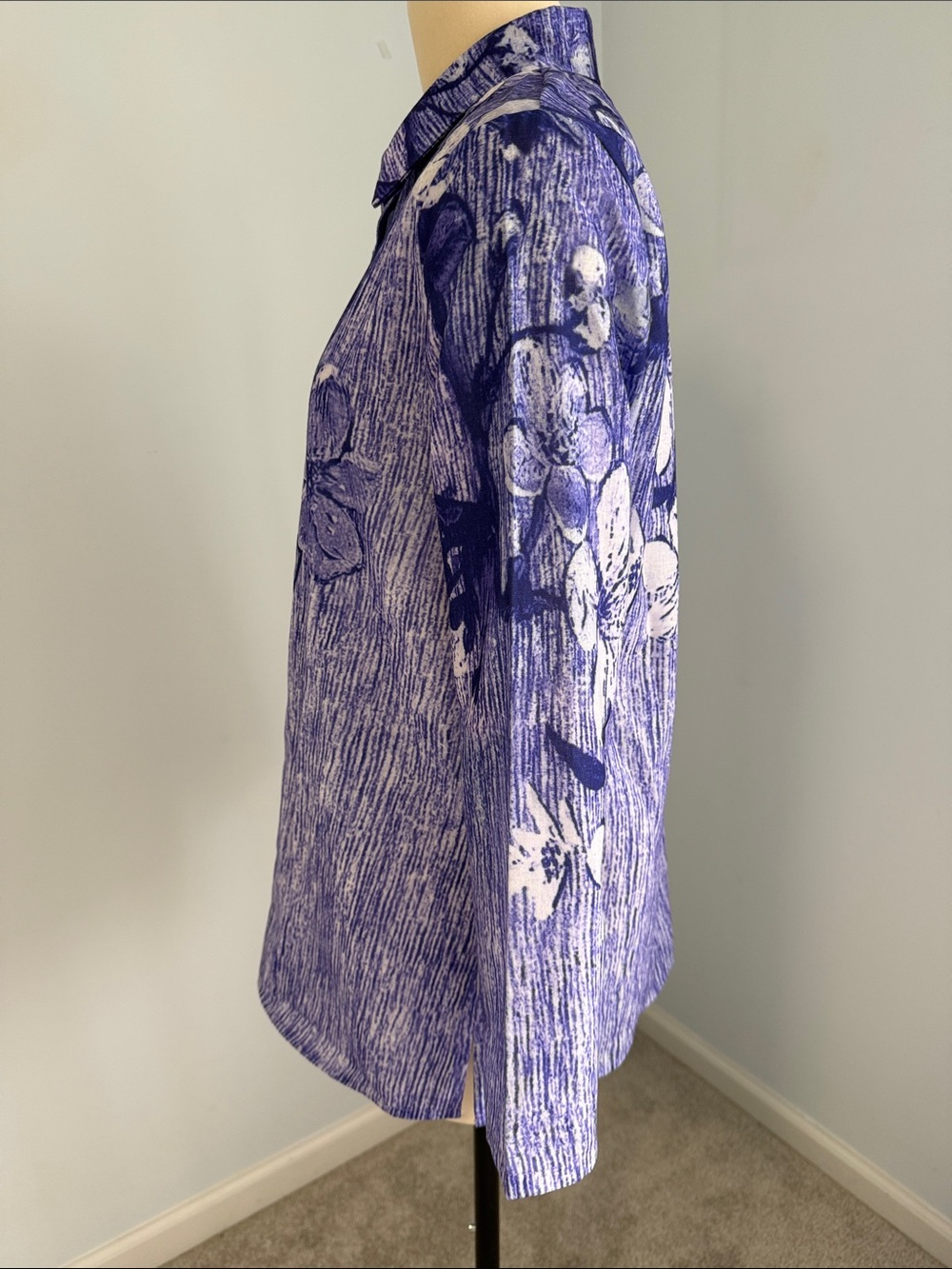 Women’s Purple Floral Button-Down shirt SZM - Picture 4 of 15